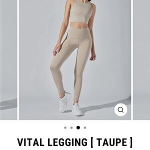 Heroine Sport Taupe Leggings